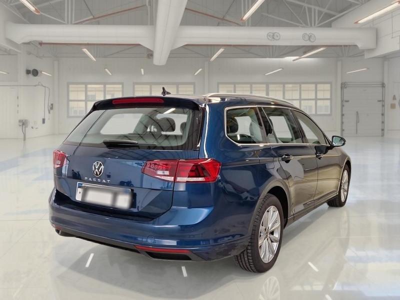 VOLKSWAGEN PASSAT VARIANT 2.0 TDI SCR EVO 110 KW BUSINESS DSG STATION WAGON