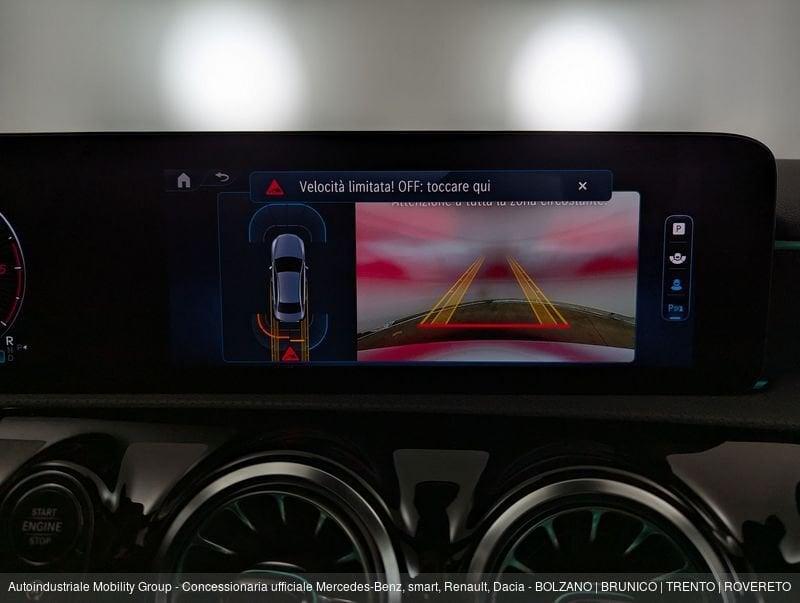 Mercedes-Benz Classe A 180D SEDAN PREMIUM AMG LINE AUTOMATIC "NEOPATENTATI"