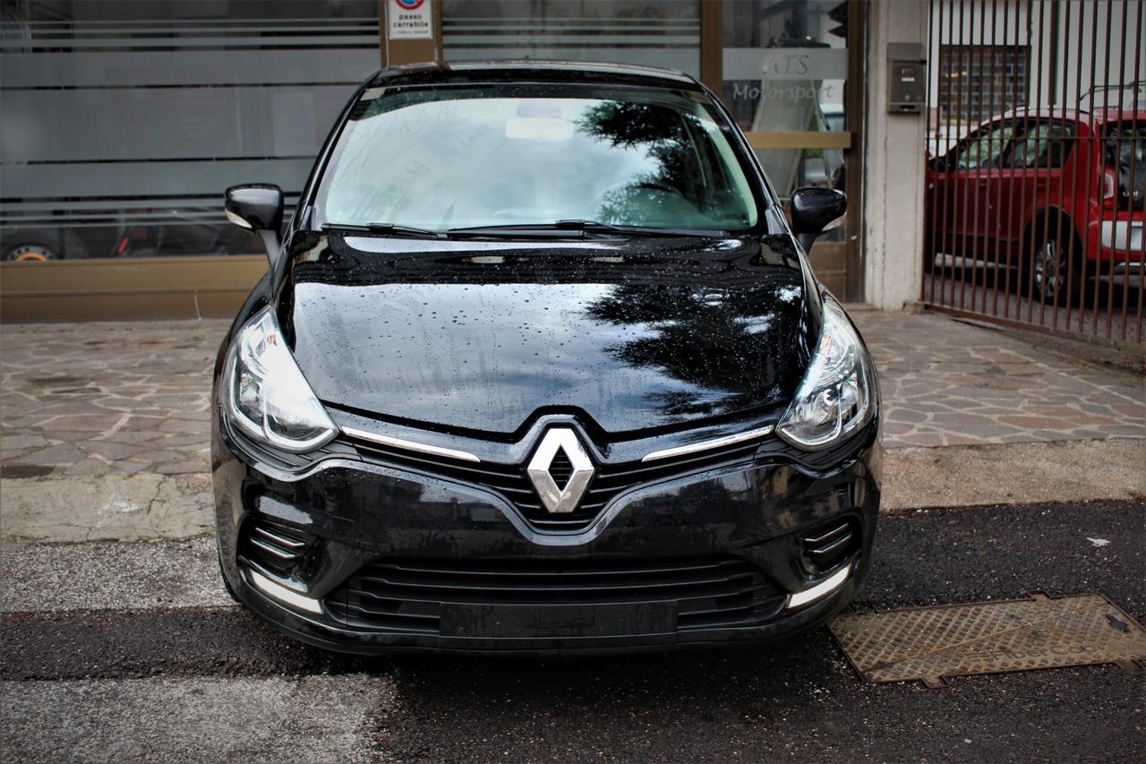 Renault Clio TCe 12V 75 CV 5 porte 44000 km Neopatentati