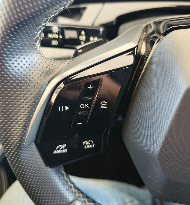 Peugeot 3008 Hybrid 136 GT e-DCS 6
