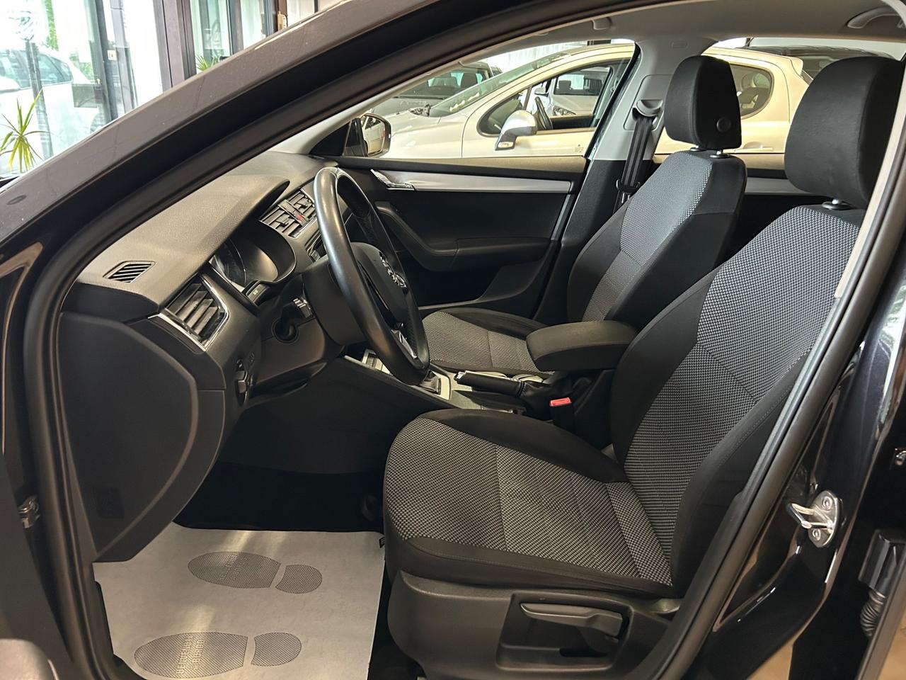 Skoda Octavia - 2014 1.6 TDI 105 CV SW