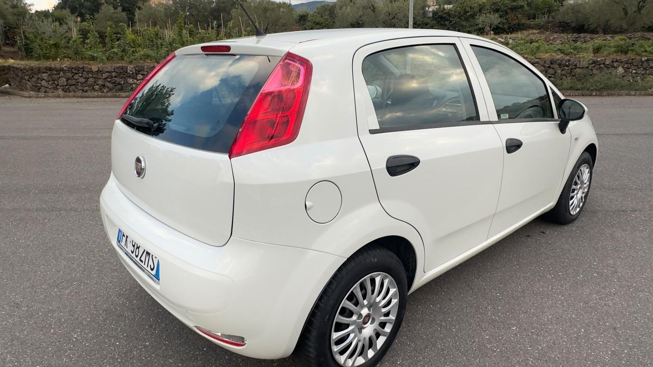 Fiat Punto 1.3 MJT 95 CV 5 porte