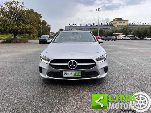 MERCEDES-BENZ A 160 d Business