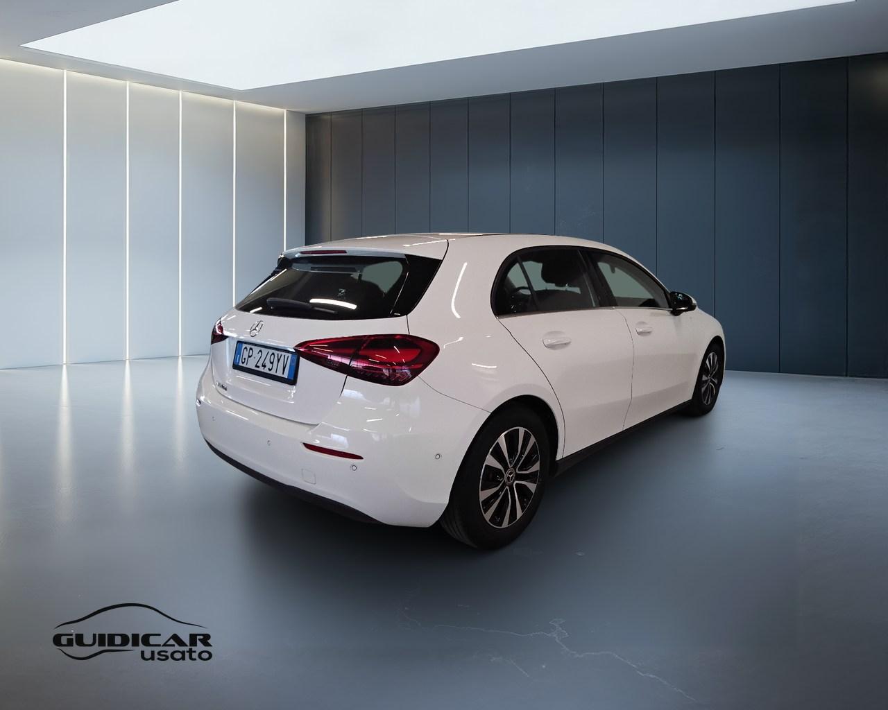 Mercedes-Benz Classe A - W177 2023 - A 180 d Advanced auto