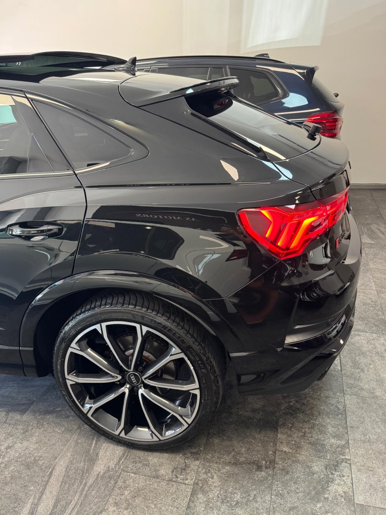 AUDI RSQ3 SPB 2.5 400 CV TETTO IVA ESPOSTA