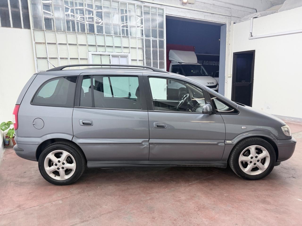 Opel Zafira 1.6 7 posti