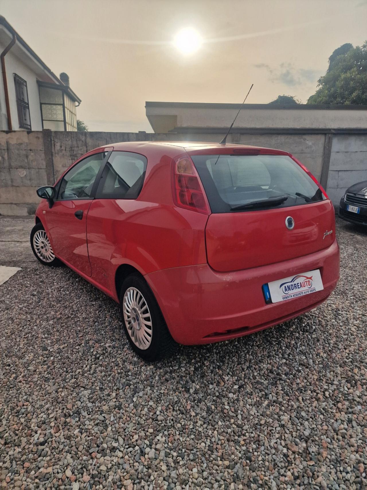 Fiat Grande Punto 1.2 3 porte distrb ok