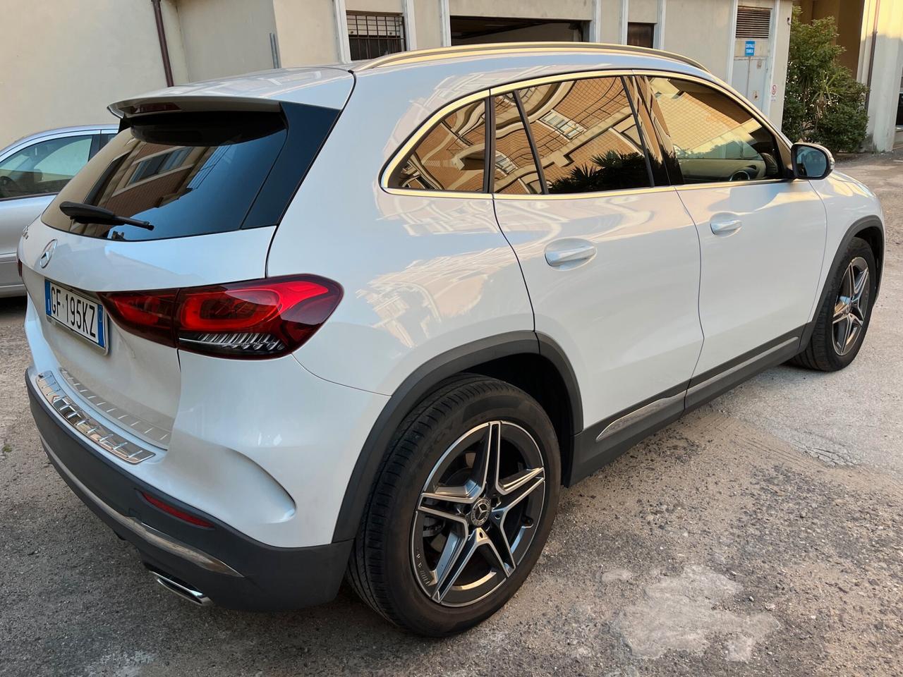 Mercedes-benz GLA 180 d Automatic Premium