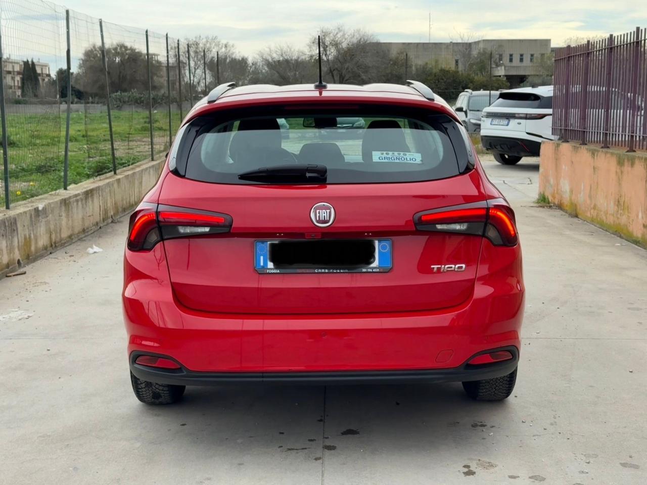 Fiat Tipo 1.6 Mjt S&S SW Red