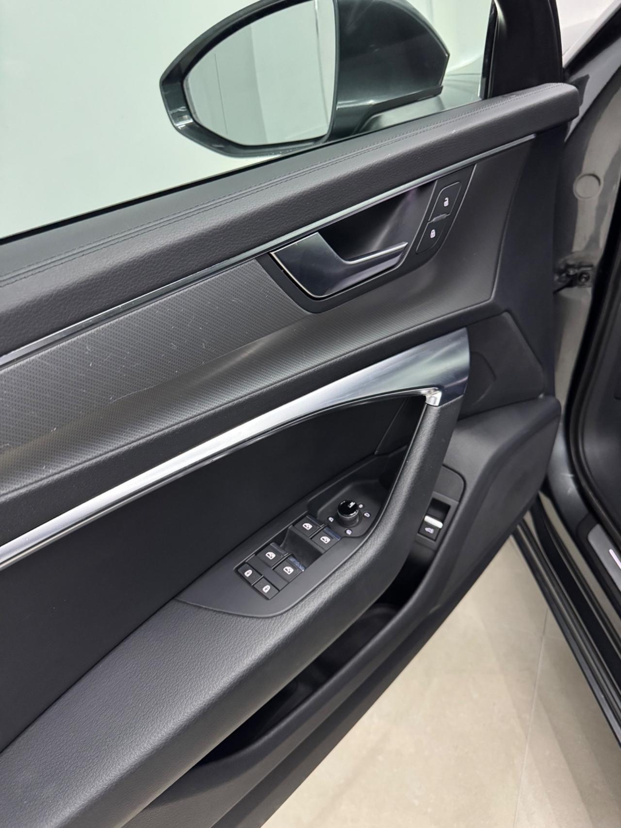 Audi A6 Avant 40 2.0 TDI S tronic Business Sport