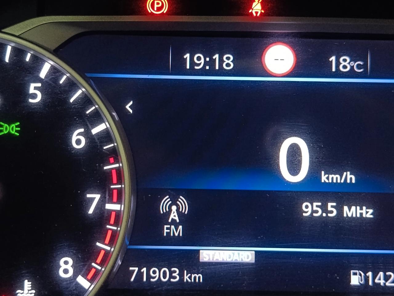Nissan Juke 1.0 DIG-T 114 CV DCT N-Connecta
