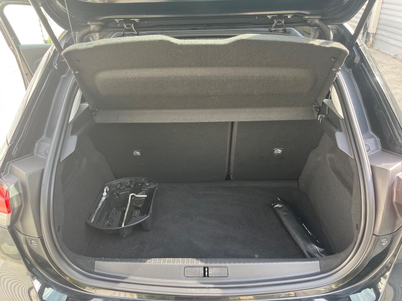 Opel Corsa 1.2 Elegance OK NEOPATENTATI