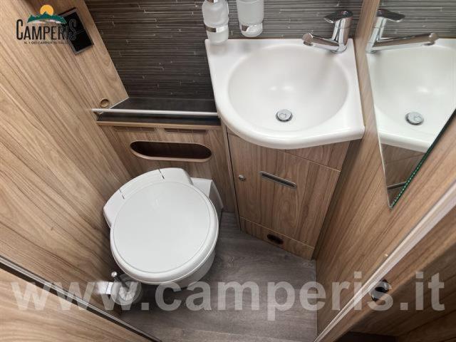 HYMER-ERIBA HYMER EXSIS I 678 FACELIFT