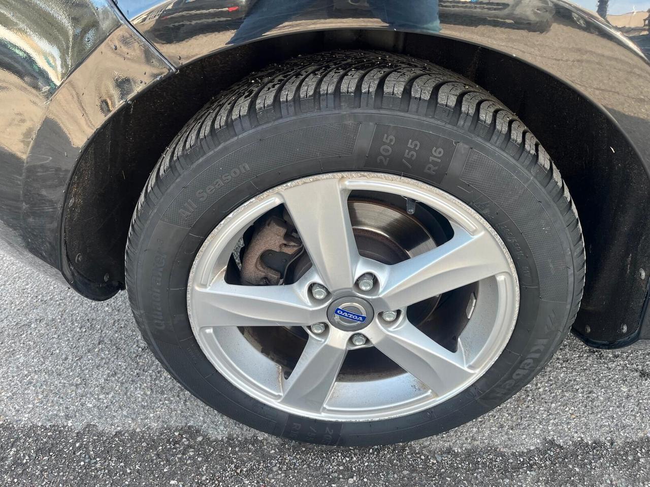Volvo V40 D2 1.6