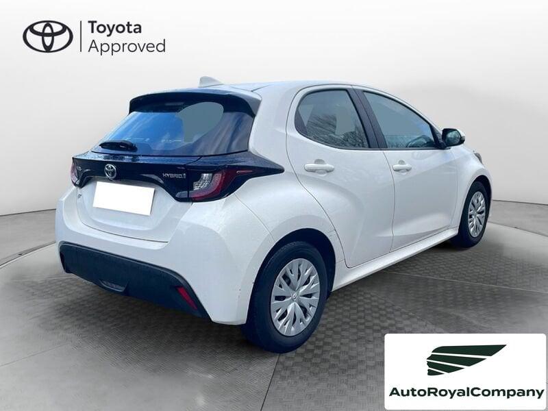 Toyota Yaris Hybrid Active MY22