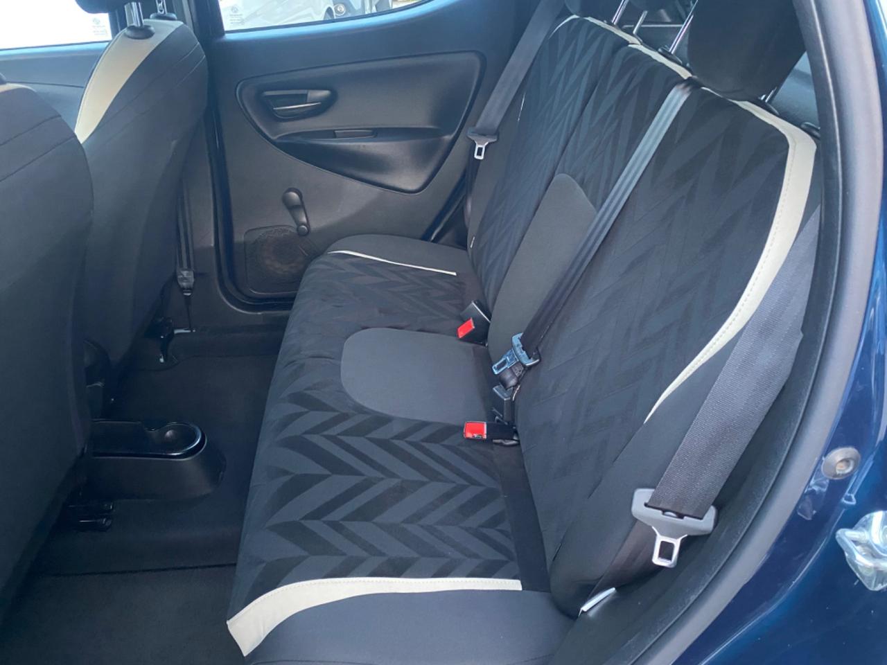 Lancia Ypsilon 1.2 69 CV 5 porte Gold