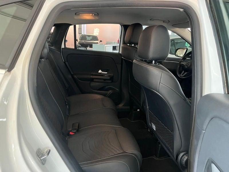 Mercedes-Benz GLA GLA 180 Automatic Business Extra