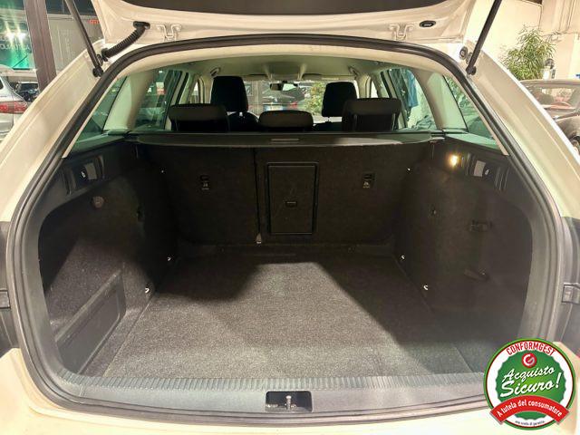 SKODA Octavia 2.0 TDI CR 180CV 4x4 DSG Wagon Scout *GANCIO*