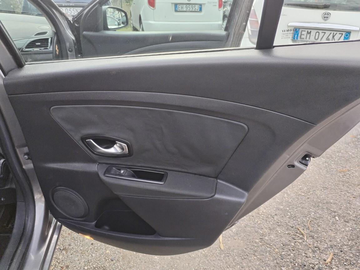 Renault Megane Mégane 1.5 dCi 110CV SporTour 220000KM 5/2011