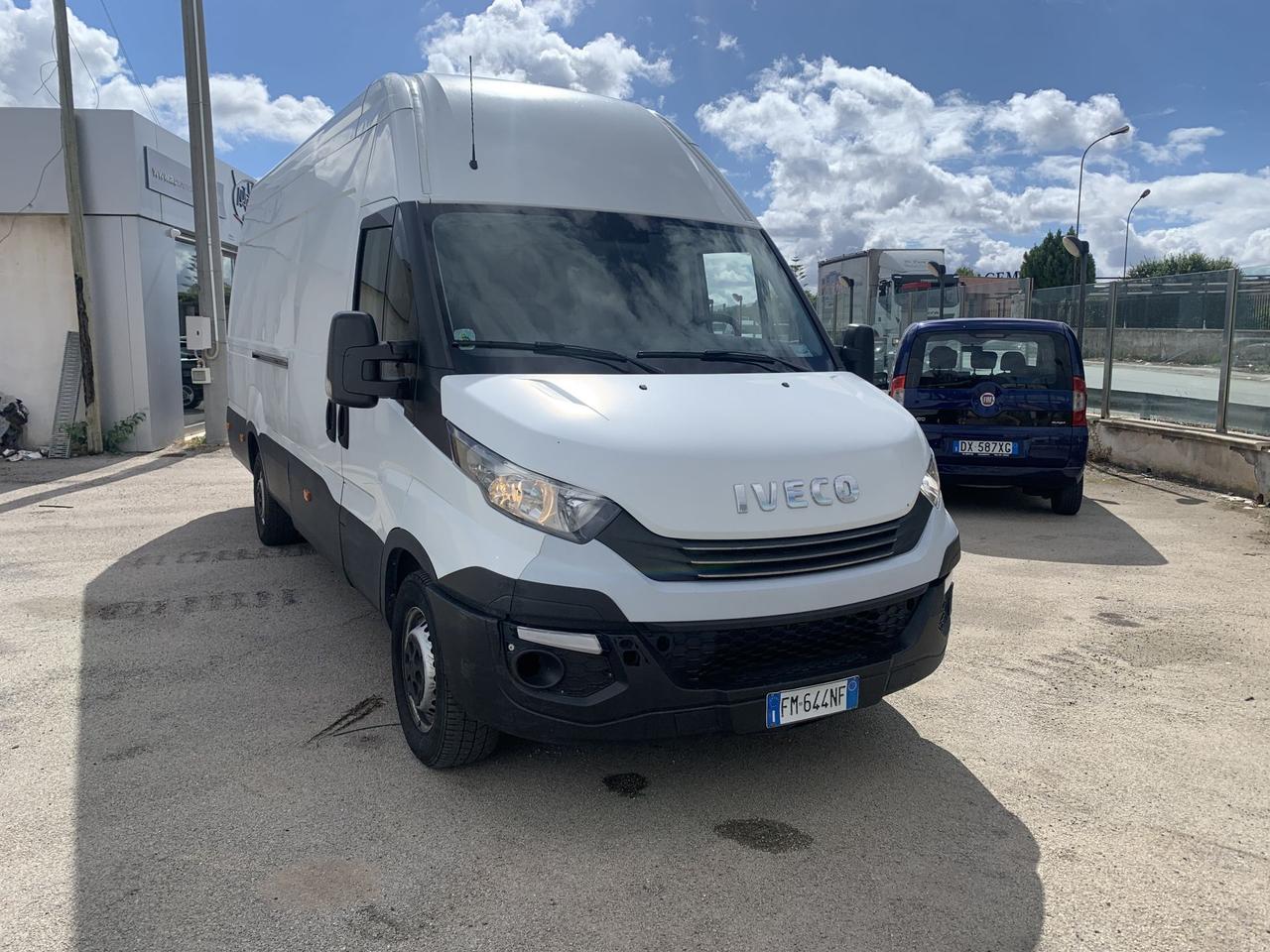 Iveco Daily 35S16