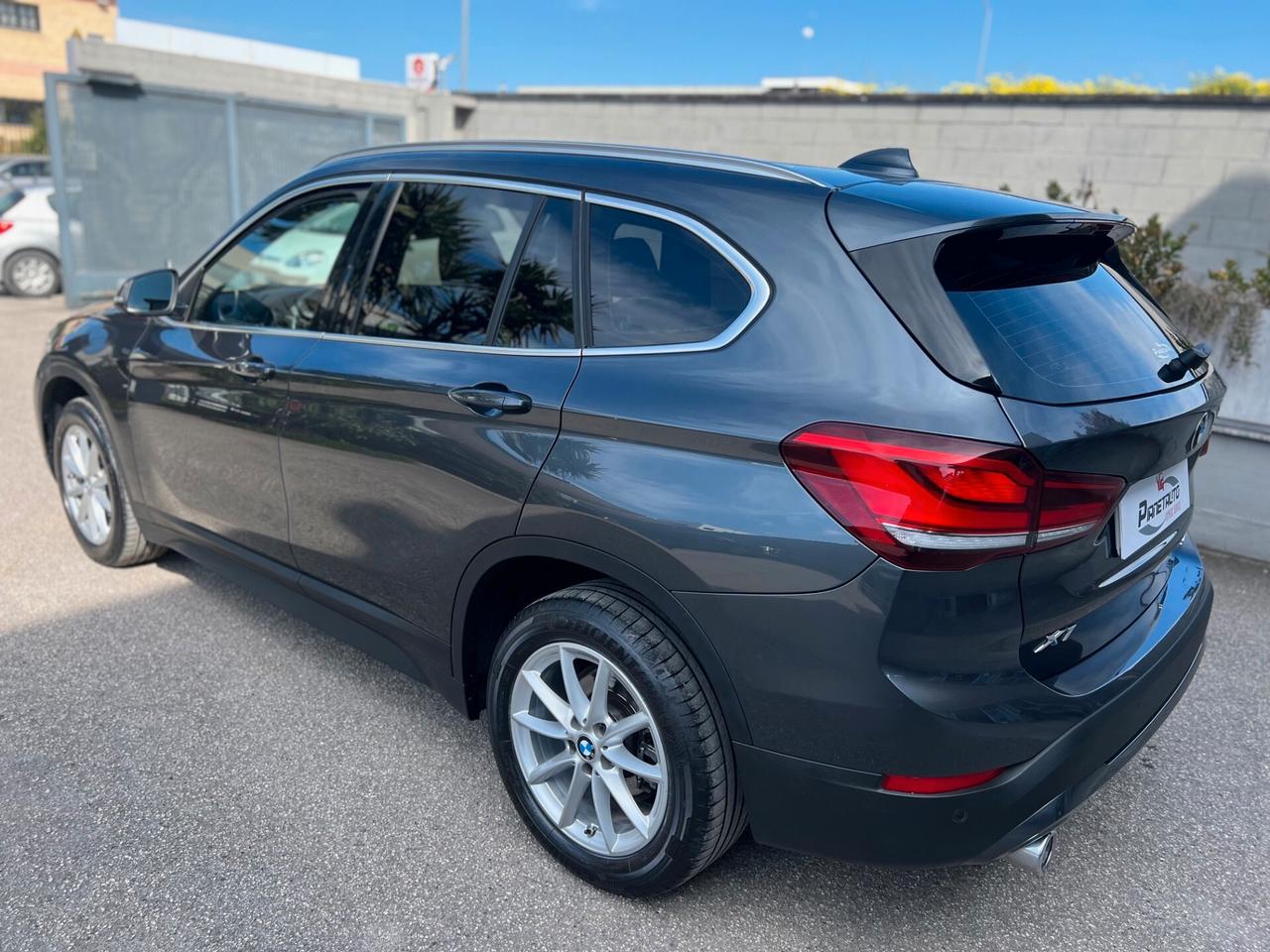 Bmw X1 sdrive16d Business Advantage auto LED/PELLE/NAVI