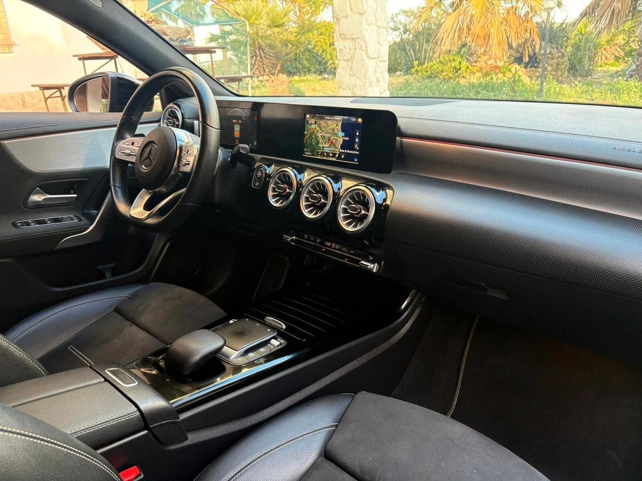 Mercedes-benz A 200 A200 d Premium AMG Edition