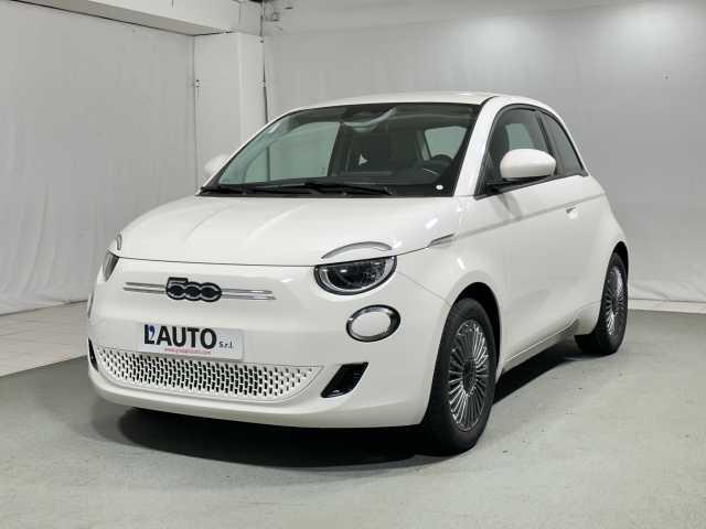 Fiat 500 500e Berlina 42kWh KM ZERO