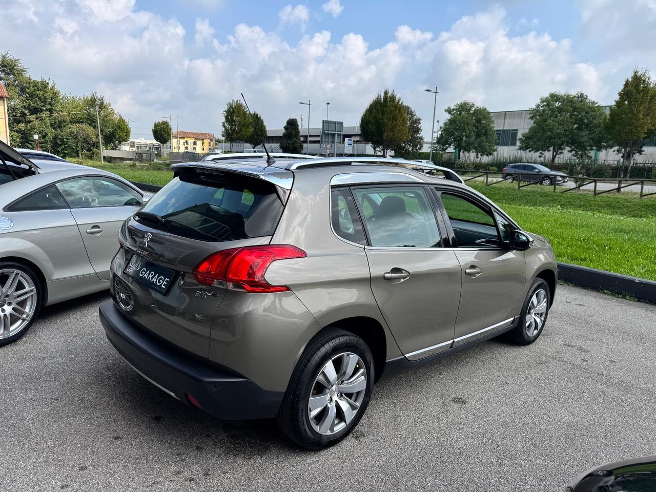 Peugeot 2008 1.2 Neopatentati