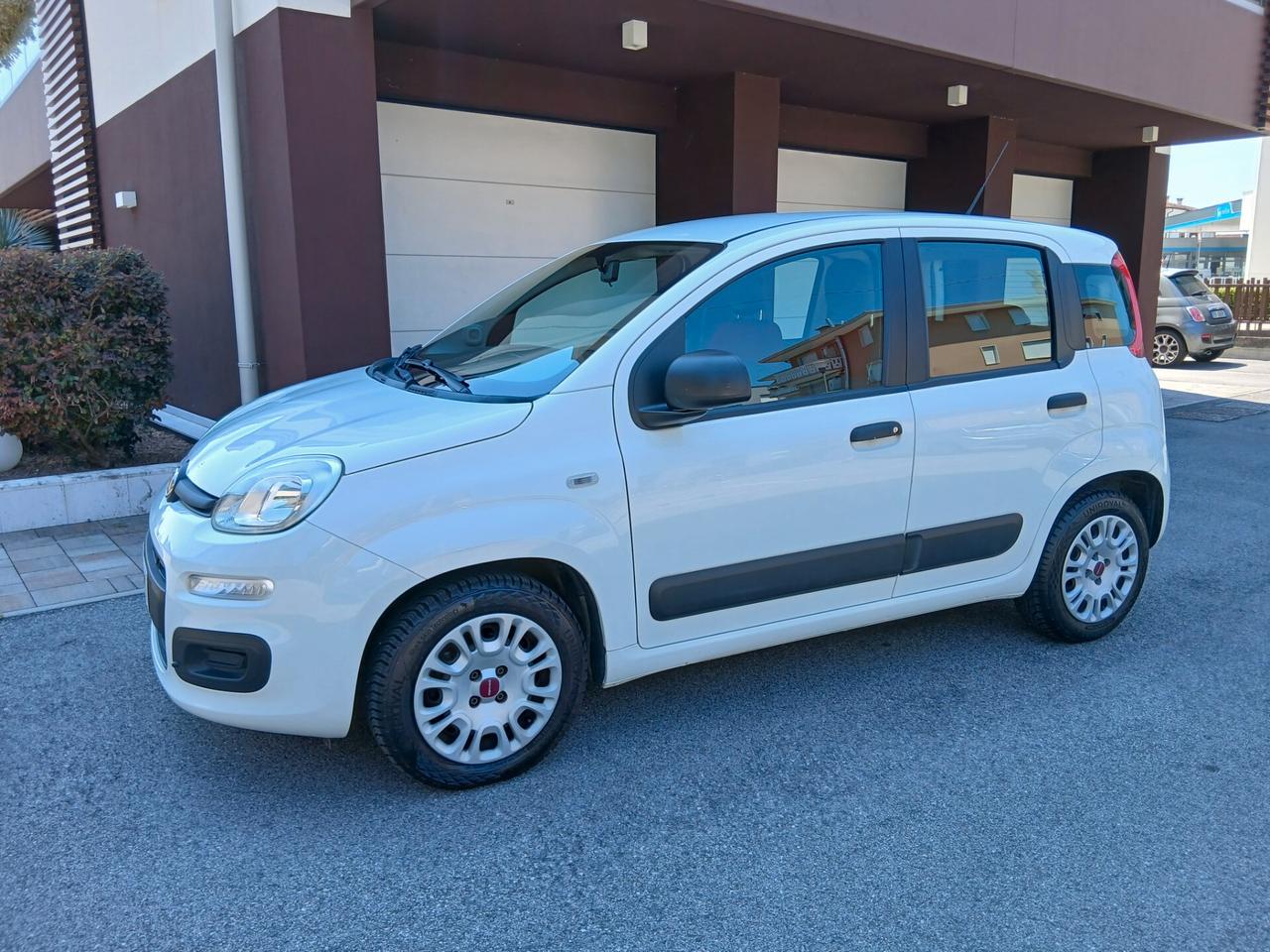 Fiat Panda 1.3 MJT 95 CV S&S Easy + gancio a € 169 mese