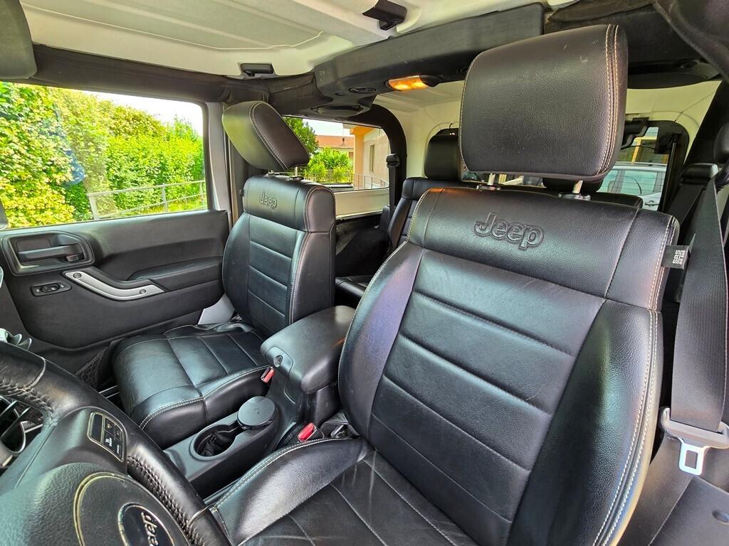 Jeep Wrangler 2.8 CRD 200CV SAHARA