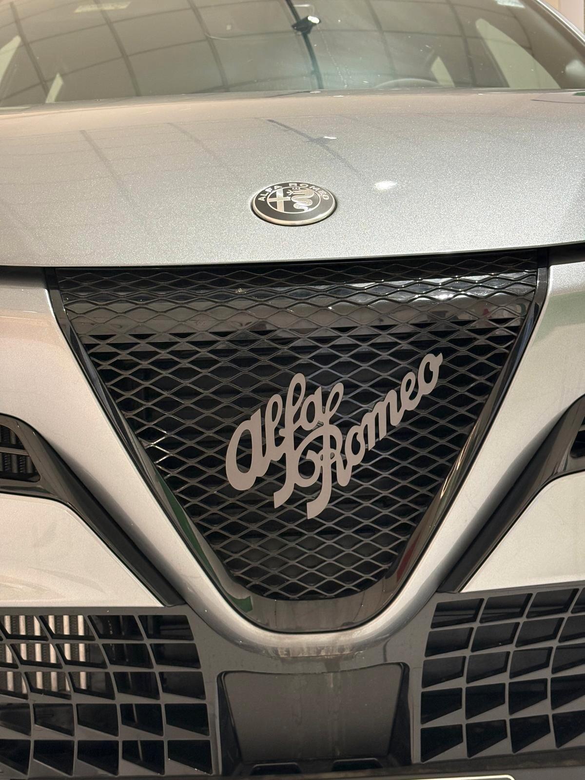 Alfa Romeo Junior 1.2 145 CV Hybrid eDCT6