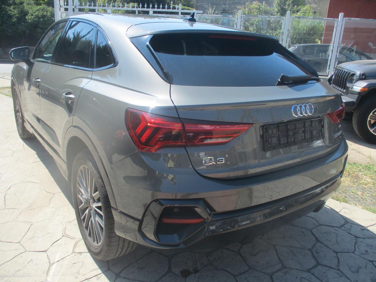 Audi Q3 SPB 35 TFSI S tronic Business Plus