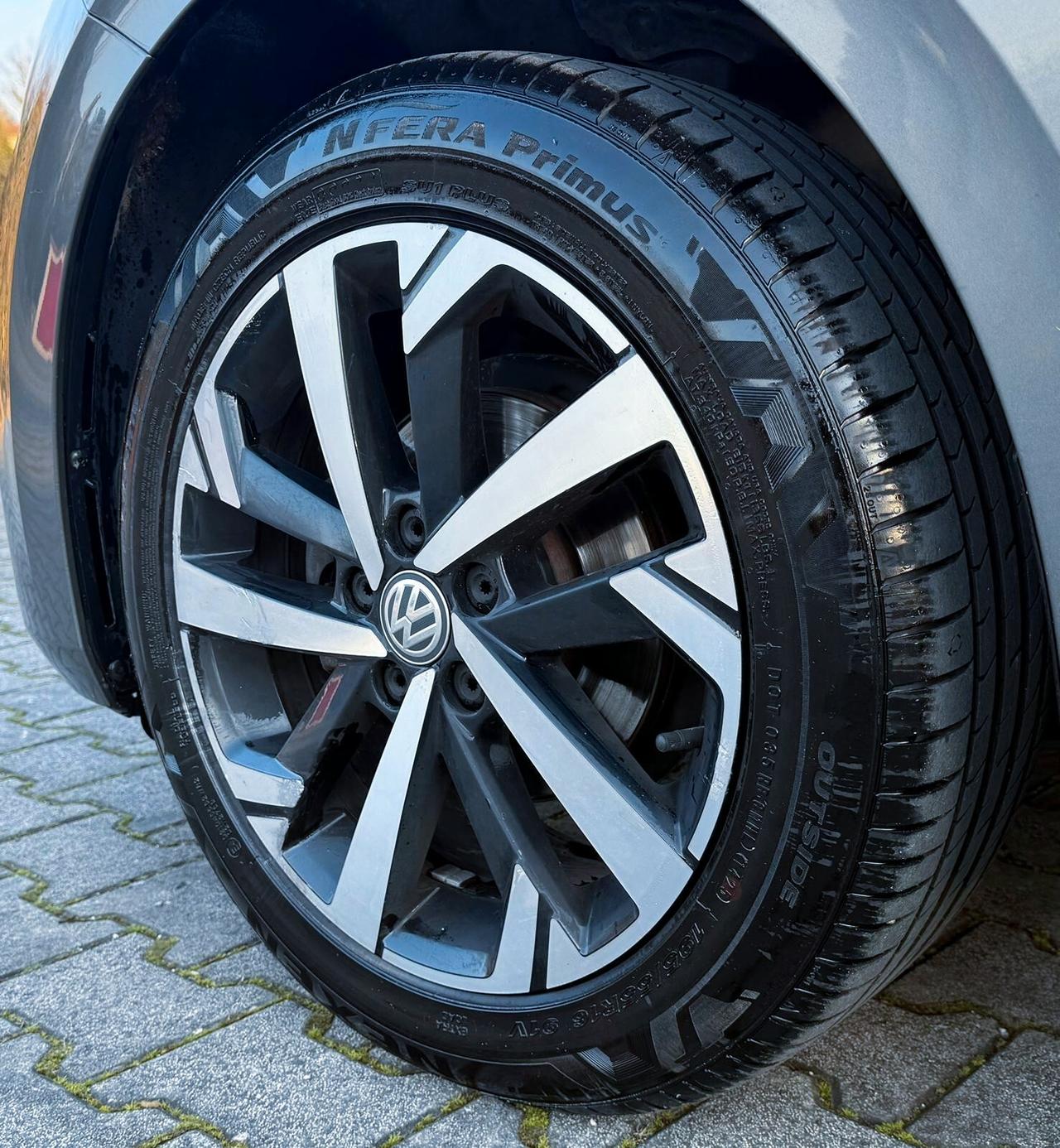 Polo Business(TAGLIANDI CERTIFICATI)1.0 TGI 5p. Highline BlueMotion Technology