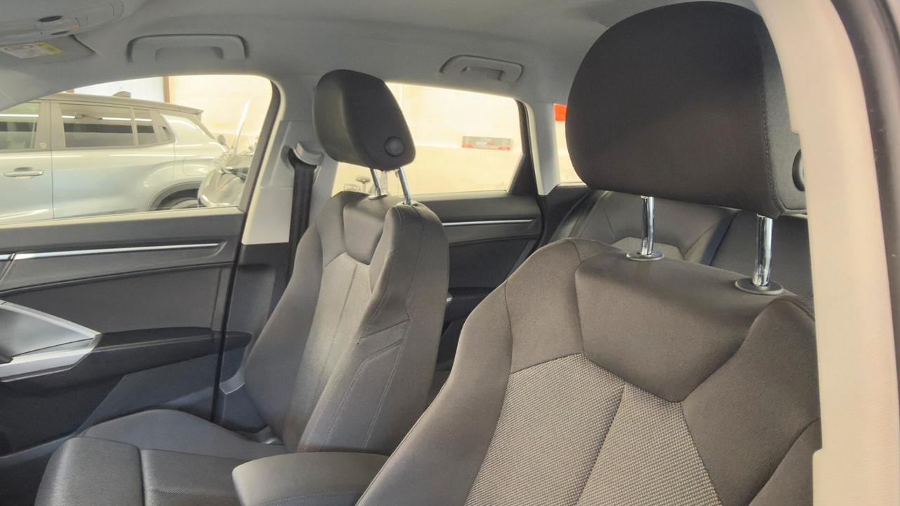 Audi Q3 35 TDI S tronic Business Advanced