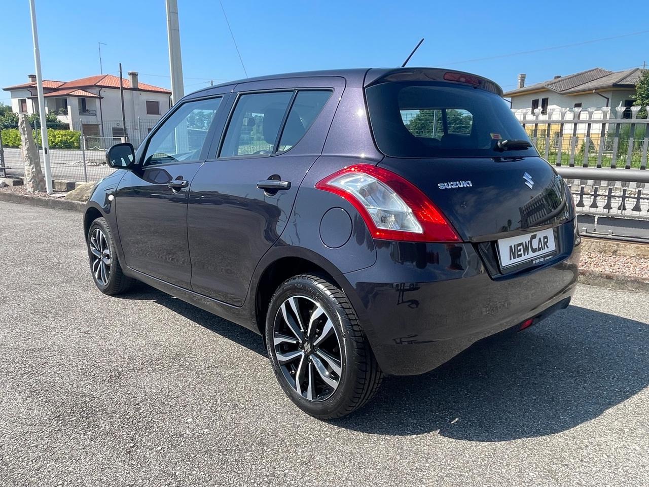 Suzuki Swift 1.2 Dualjet 4x4 5 porte B-Top