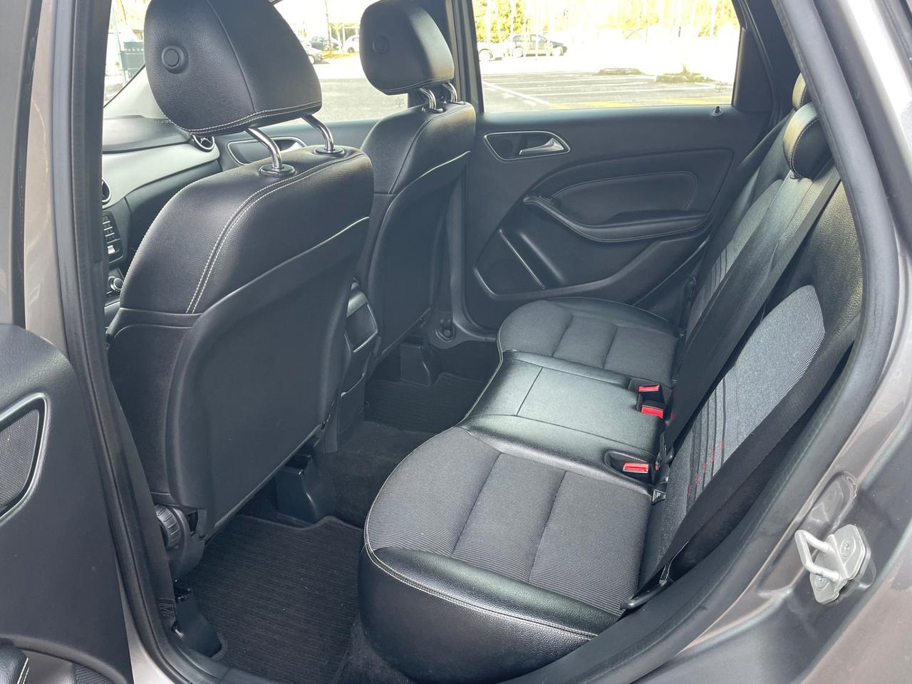 Mercedes-benz B 180 d Automatik Premium*Neopatentati*Solo 44000Km*Euro6