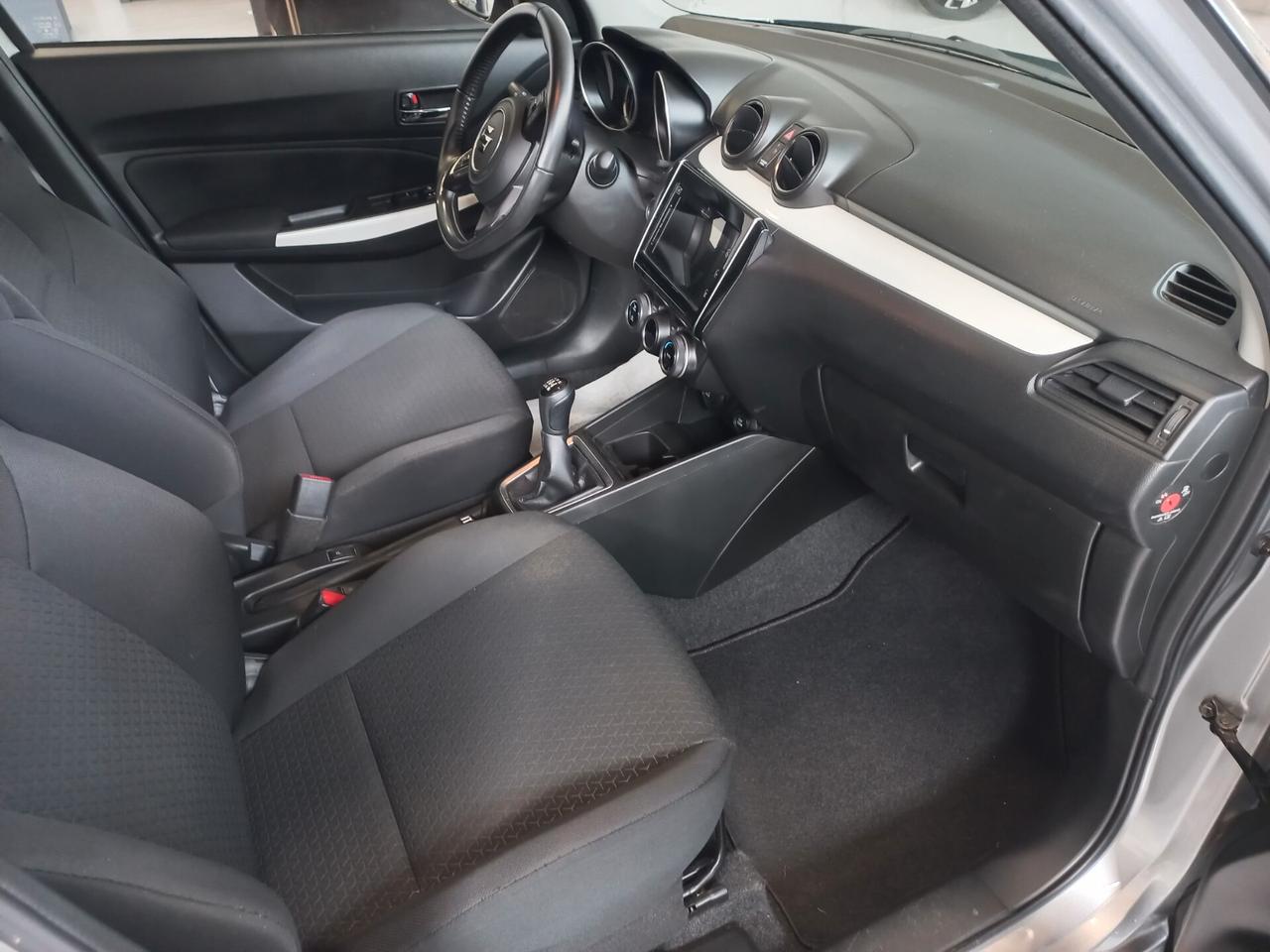 Suzuki Swift 1.2 Hybrid Top