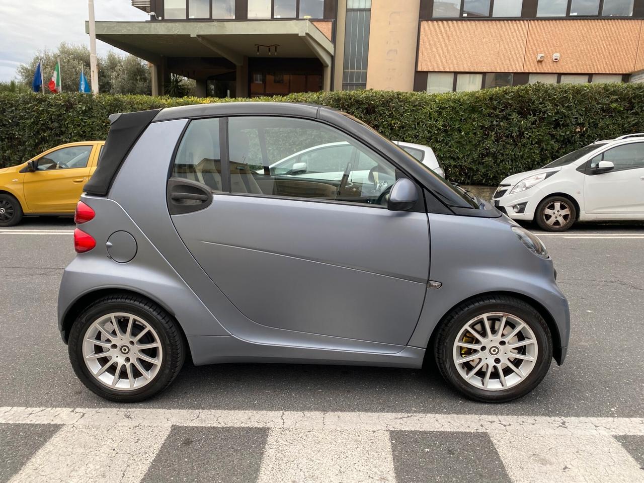 Smart ForTwo 1000 62 kW cabrio passion