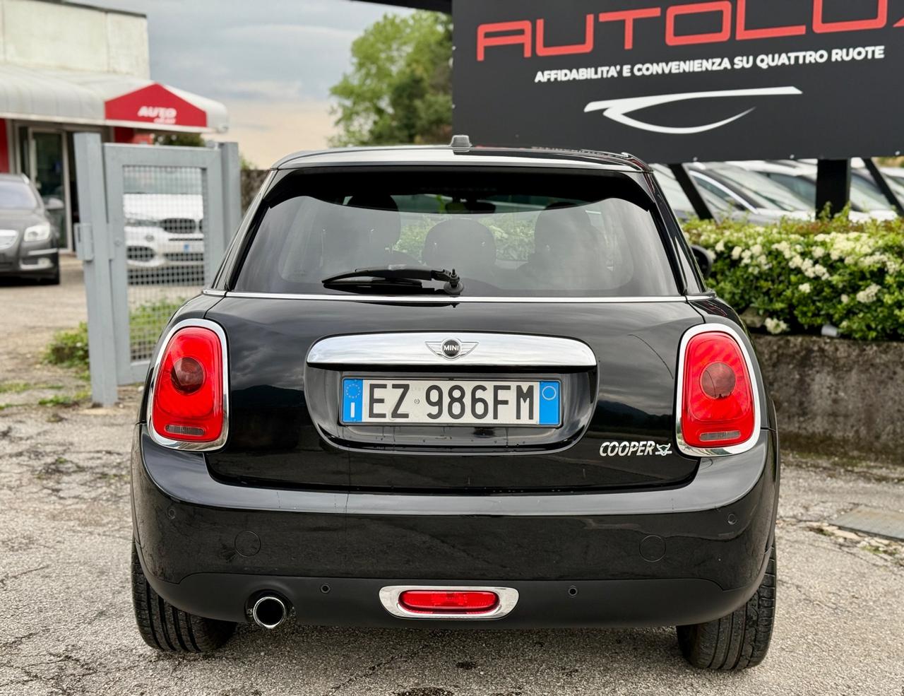 MINI COOPER 1.5BENZINA 136CV 5 porte 2015