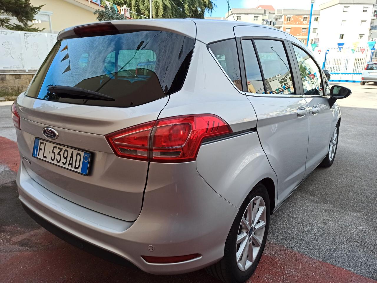 Ford B-Max 1.4 90 CV GPL Titanium