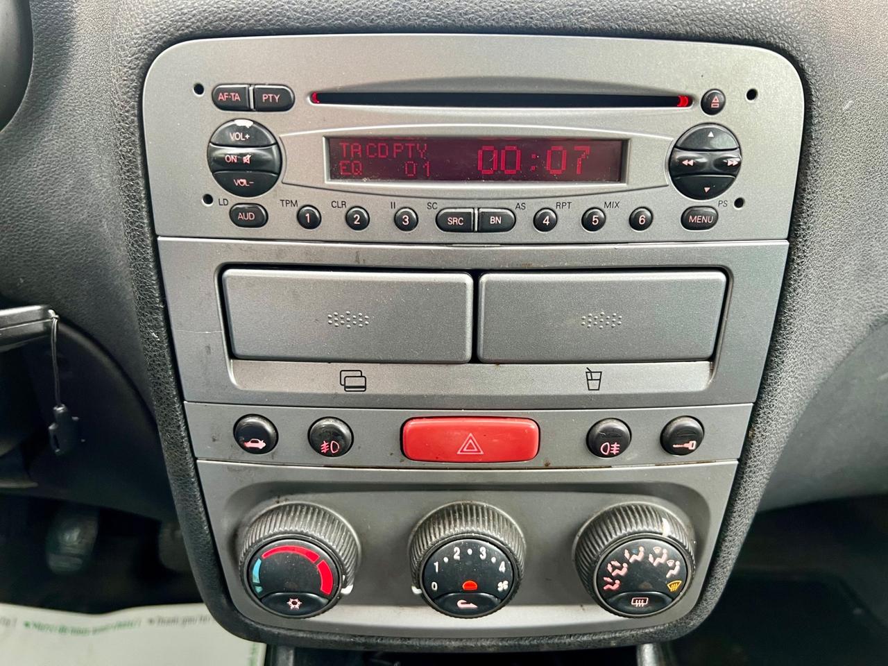 Alfa Romeo 147 1.9 JTD 16V cat 5 porte Distinctive