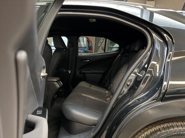 LEXUS UX 250h UX Hybrid 4WD Premium