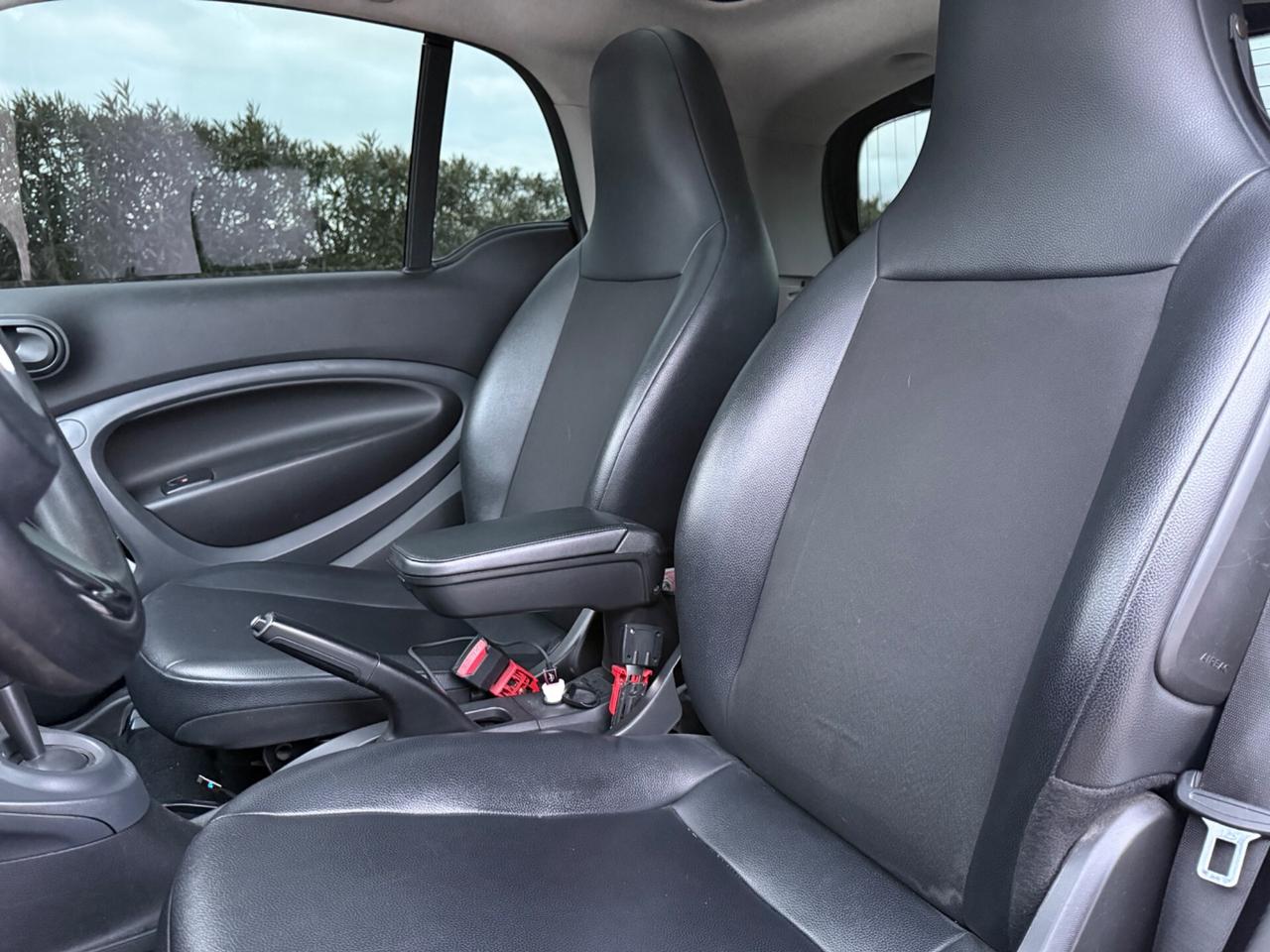 Smart ForTwo NAVI AUTOMATICA 1.0 BENZ GARANTITA 12 MESI