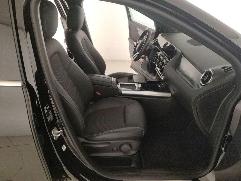 Mercedes-Benz GLA 180 d Progressive Advanced auto