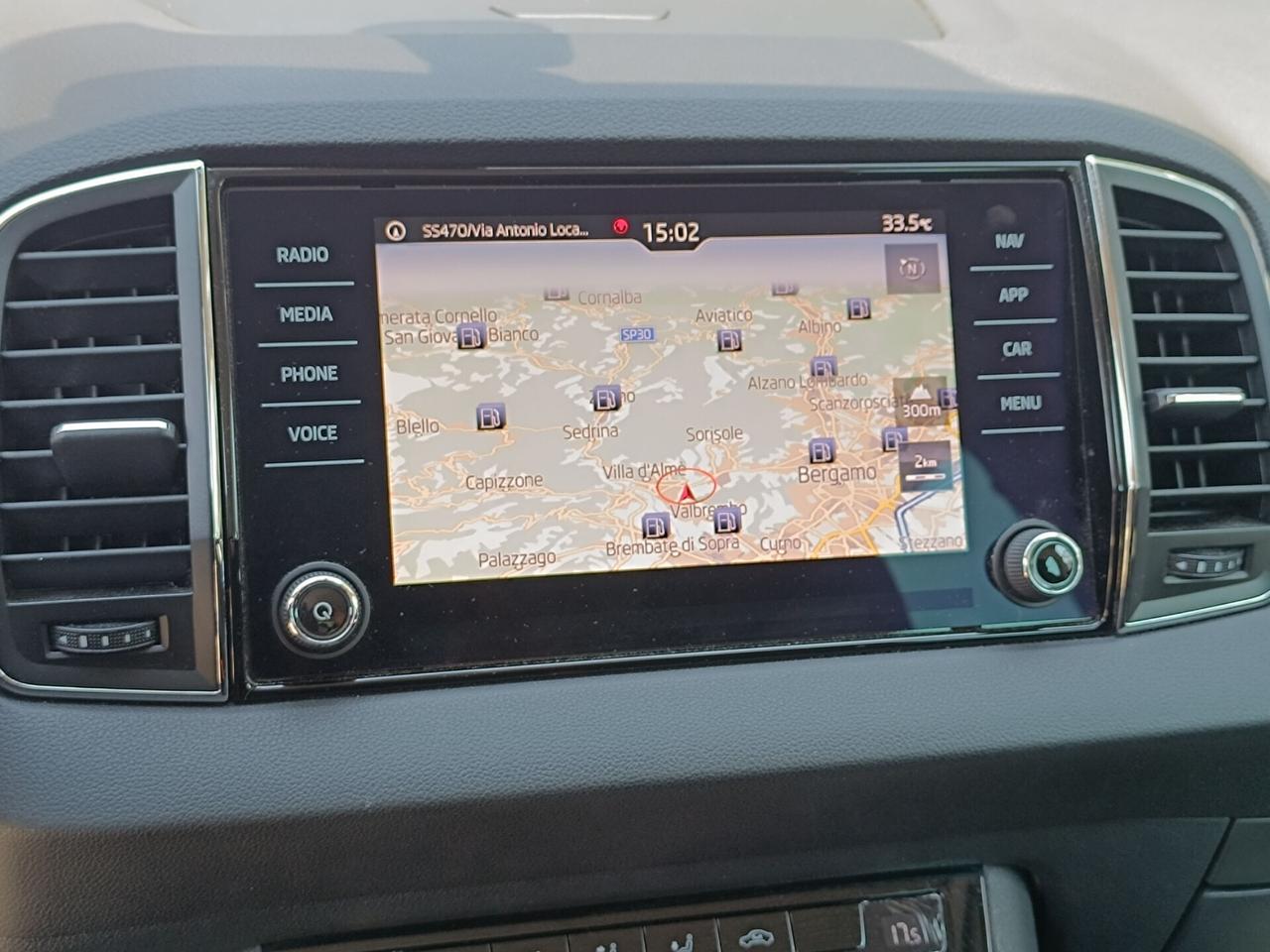 Skoda Karoq 1.6 TDI SCR DSG Executive NAVI, RETROCAMERA