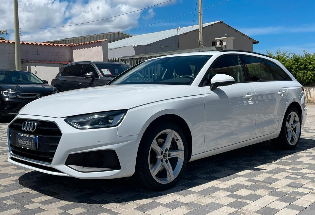 Audi A4 Avant Business 2.0 TDI 136CV s-tronic mhev 30