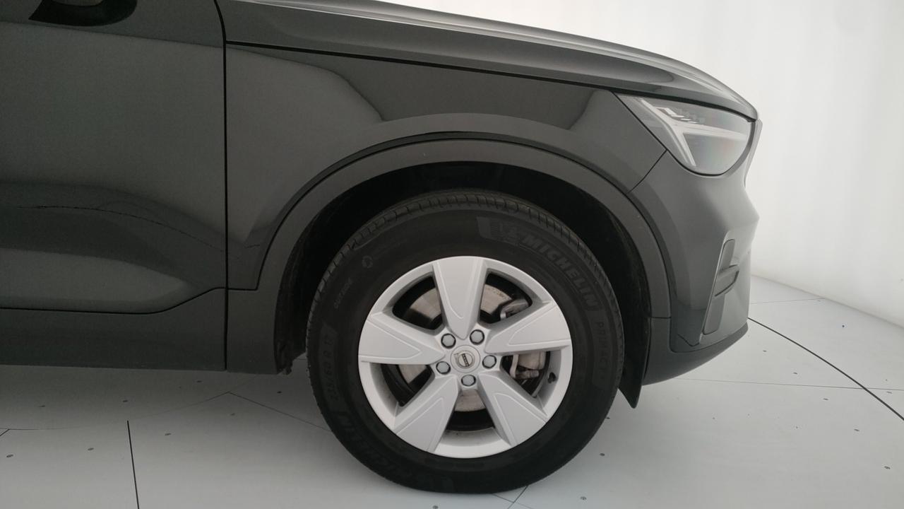 VOLVO XC40 2.0 b3 Essential auto