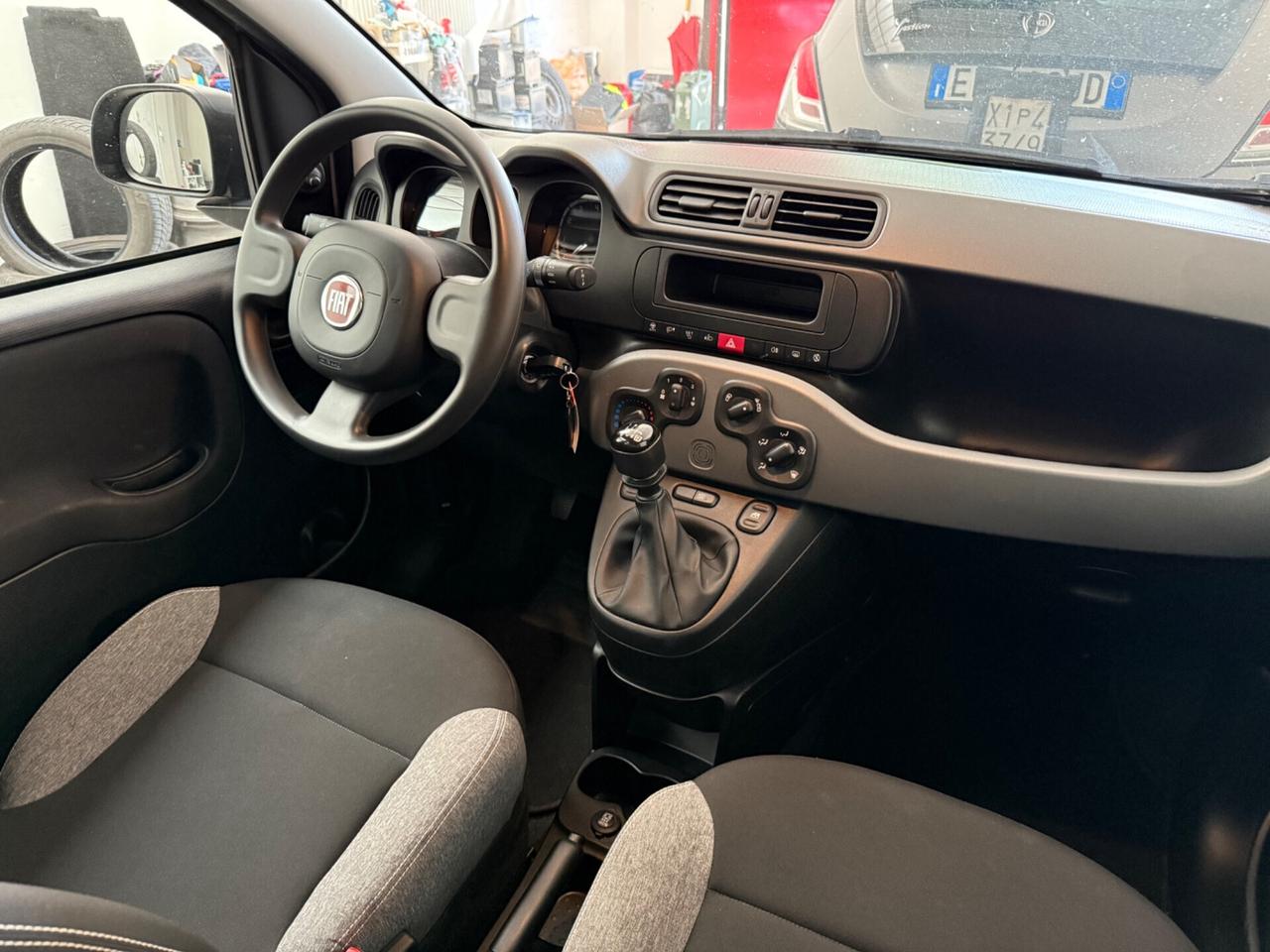 Fiat Panda 1.0 FireFly S&S Hybrid soli 17 MILA KM NEOPATENTATI