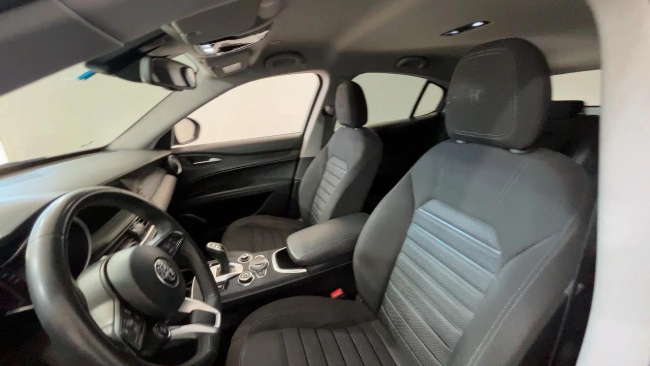 Alfa Romeo Stelvio 2.2 Turbodiesel 190 CV AT8 Q4 Business