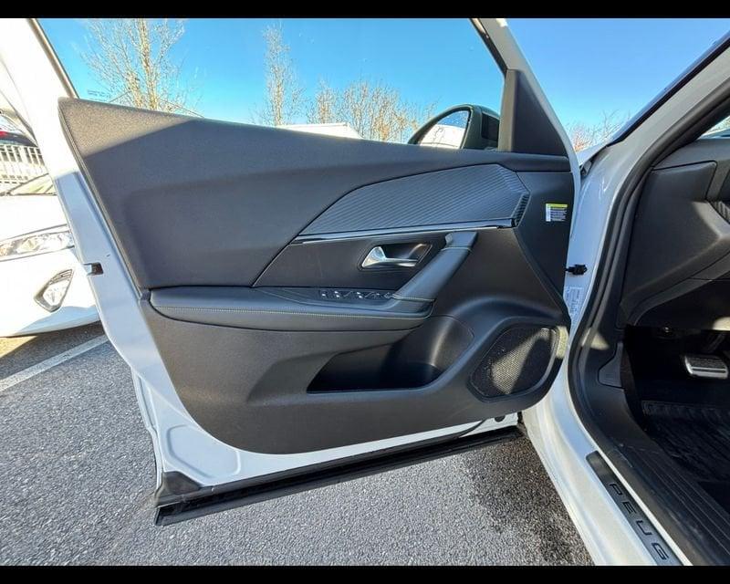 Peugeot 2008 2ª serie PureTech 130 S&S EAT8 GT